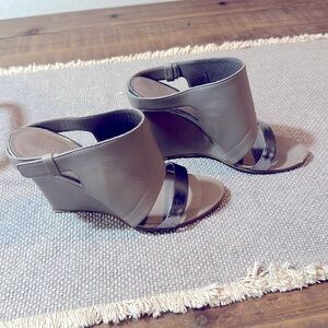 Vince taupe wedges. Size 8. Great condition.